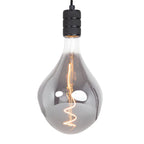 Hanglamp met druppelvormige rookgrijze glazen bol en zwarte fitting bovenaan