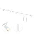 Witte railverlichting met 6 spots en twee hanglampen, GU10-fittingen zichtbaar.
