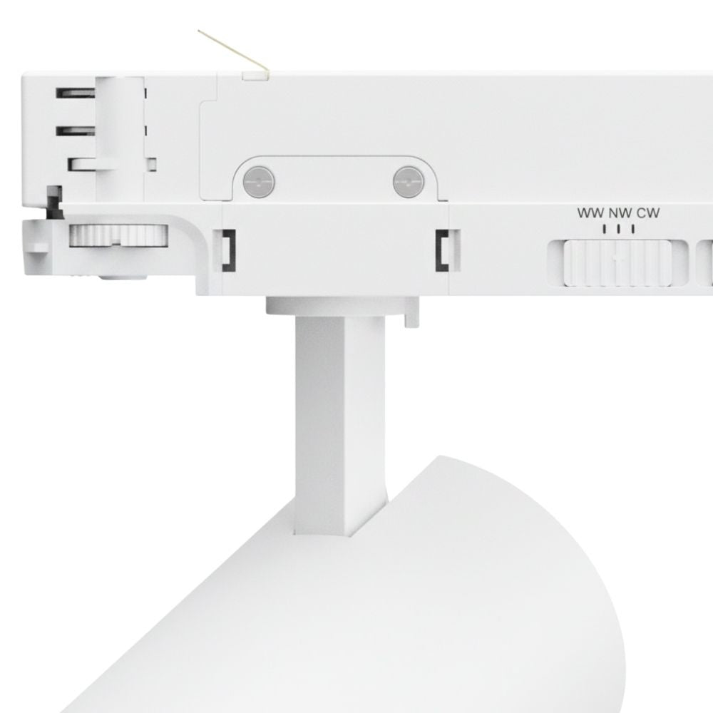 Witte LED-railspot op 3-fase rail met montageplaat en cilindrische behuizing.
